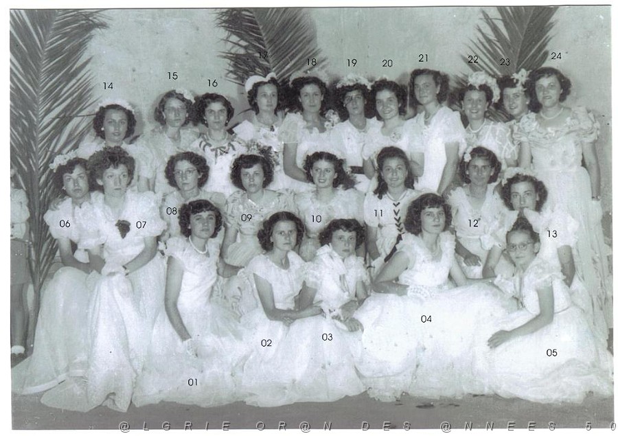 MARIAGE BOU SFER 19XX FILLES D HONNEUR DU MARIAGE GABY SORIN.JPG